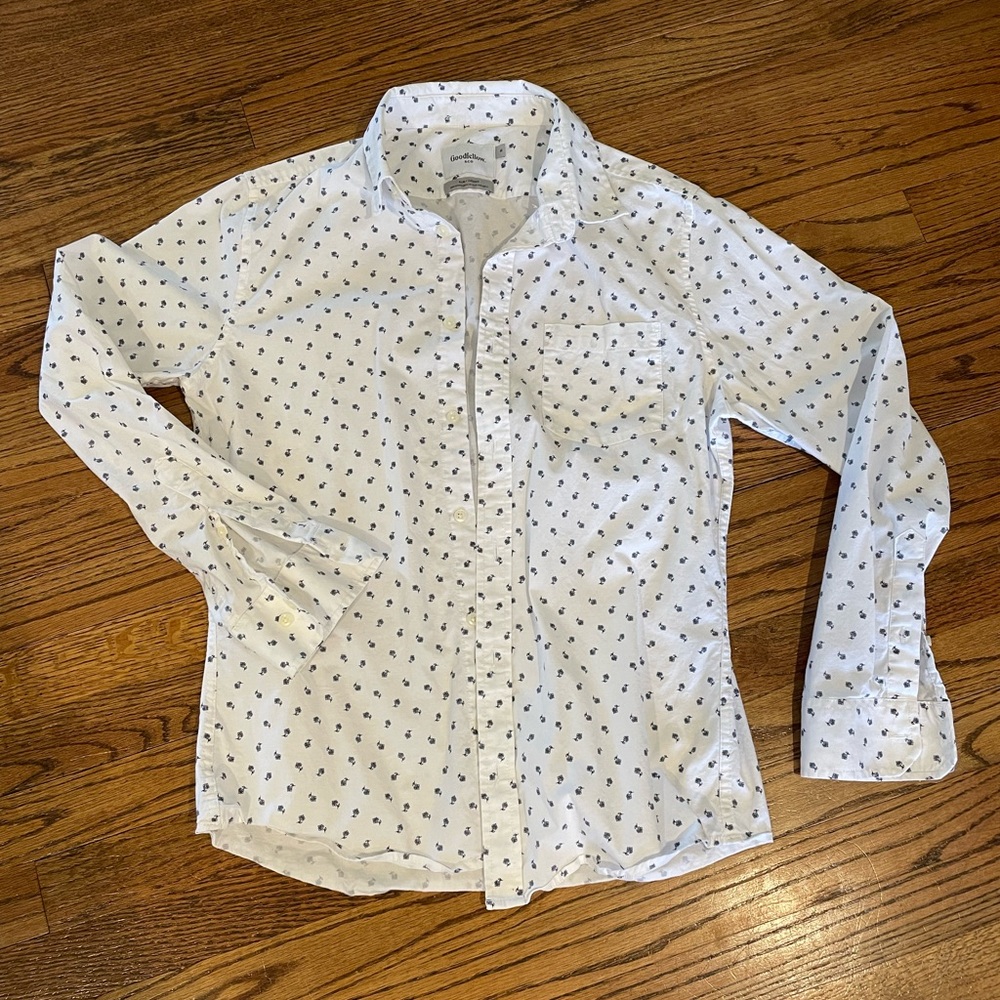 Goodfellow Northrop Shirt - Medium - White Button-Up Shirt with Blue Pattern